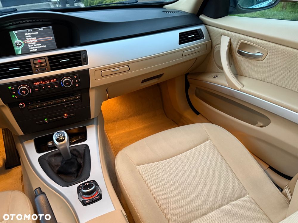BMW Seria 3 320d - 9