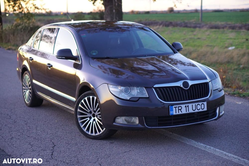 Skoda Superb 2.0 TDI Elegance - 2