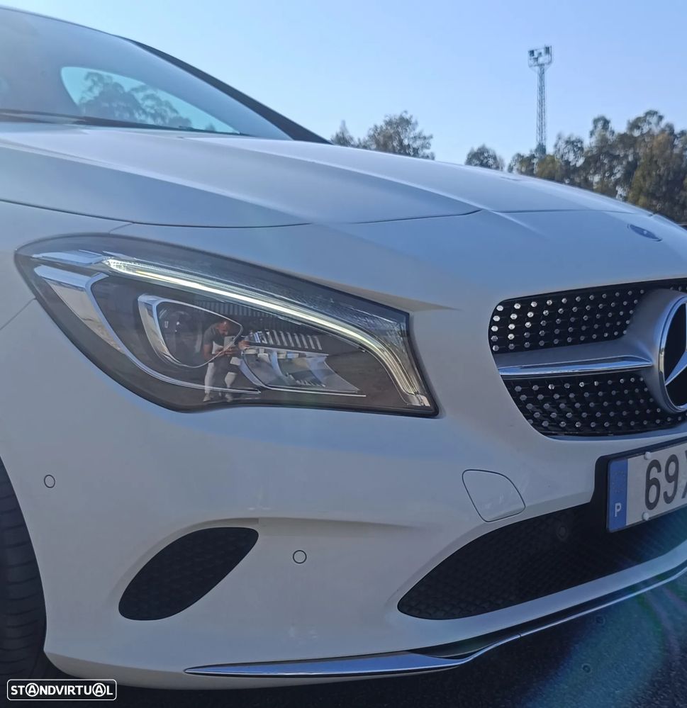 Mercedes-Benz CLA 180 d 7G-DCT Urban - 3