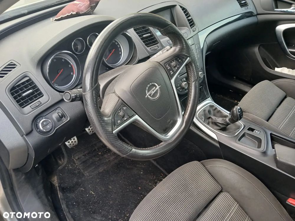 Opel Insignia - 13