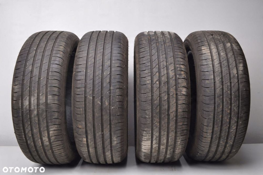 4X OPONA OPONY GOODYEAR EFFICIENTGRIP PERFORMANCE 2 215/55R17" 2023R - 1