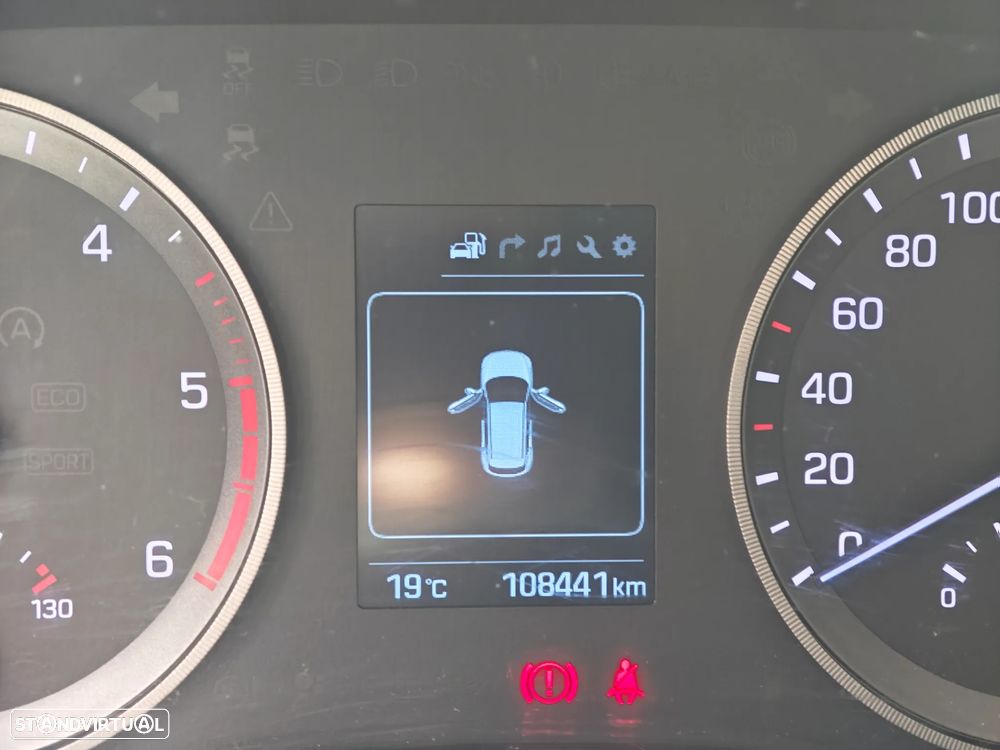 Hyundai Tucson 1.7 CRDi Executive - 10