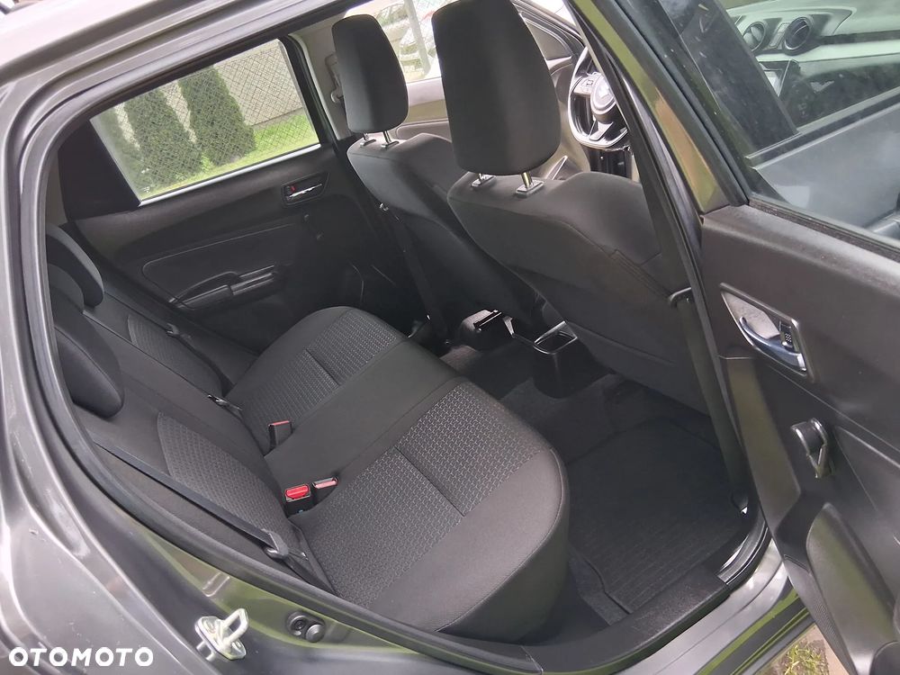 Suzuki Swift - 11
