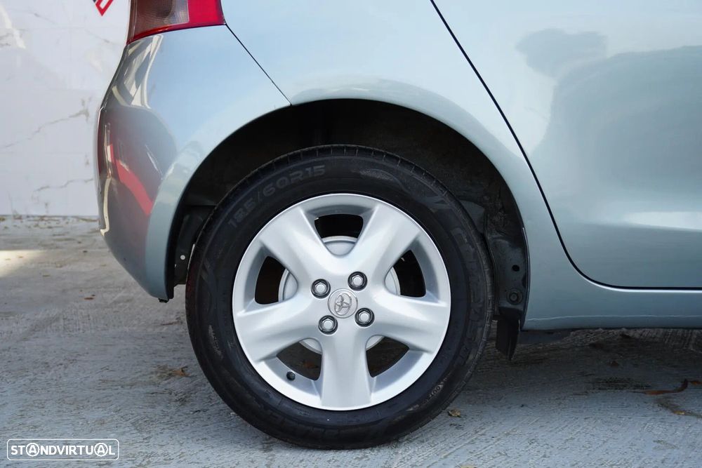 Toyota Yaris 1.0 VVT-i Sol High Pack MMT - 21