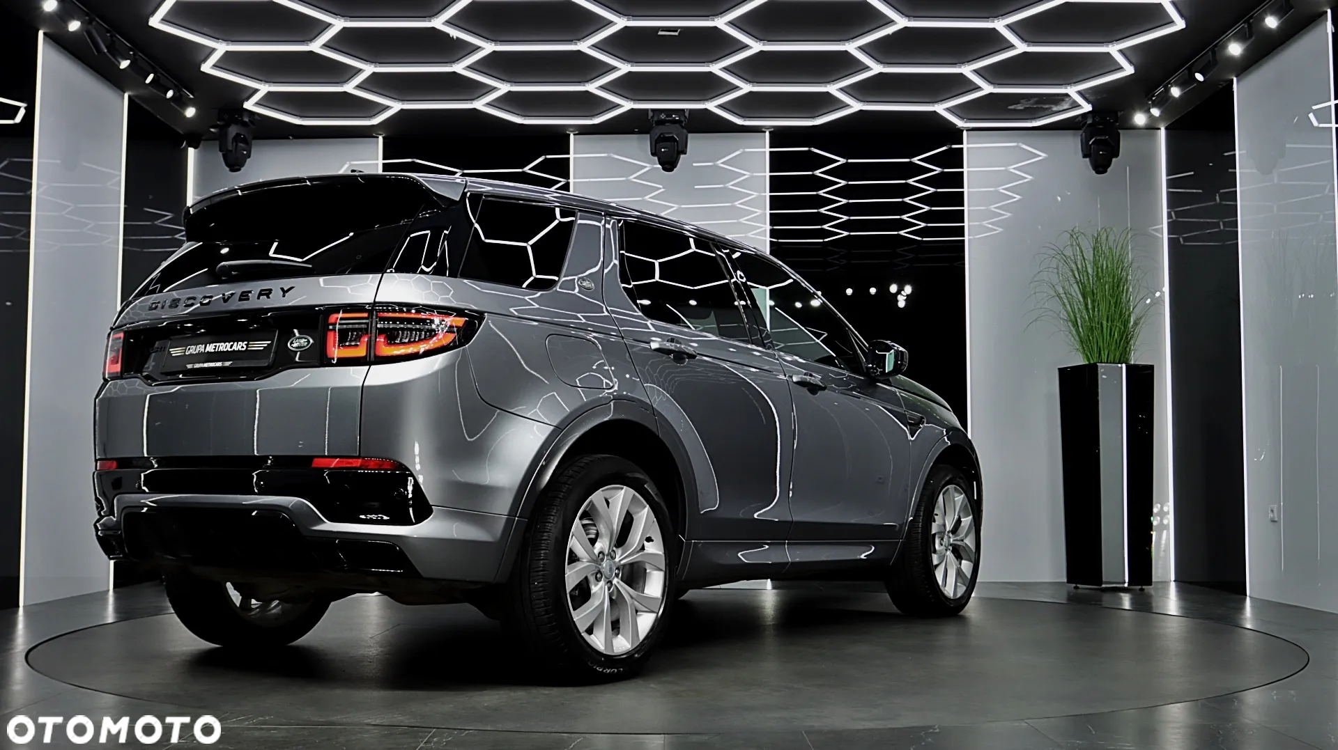 Land Rover Discovery Sport - 9