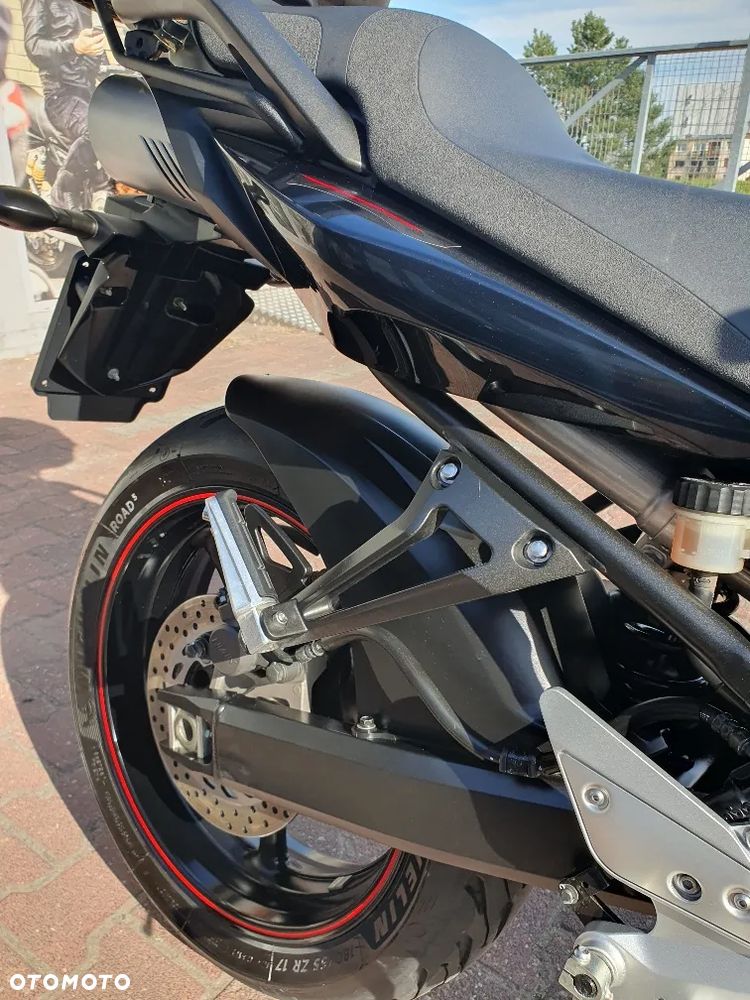 Yamaha FZ6 - 31