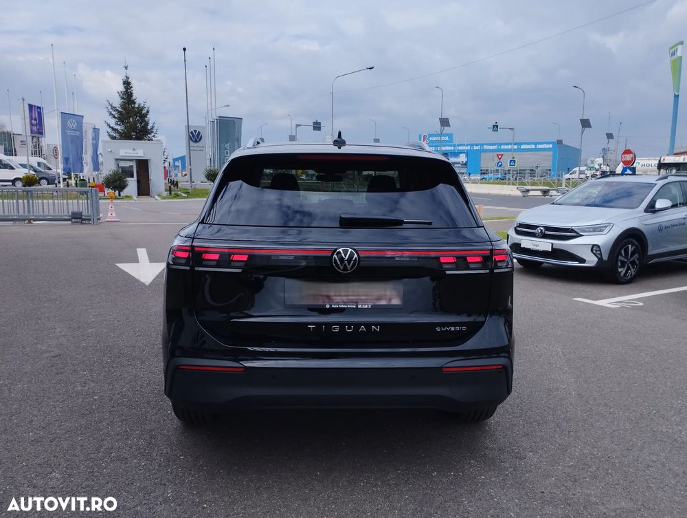 Volkswagen Tiguan - 6