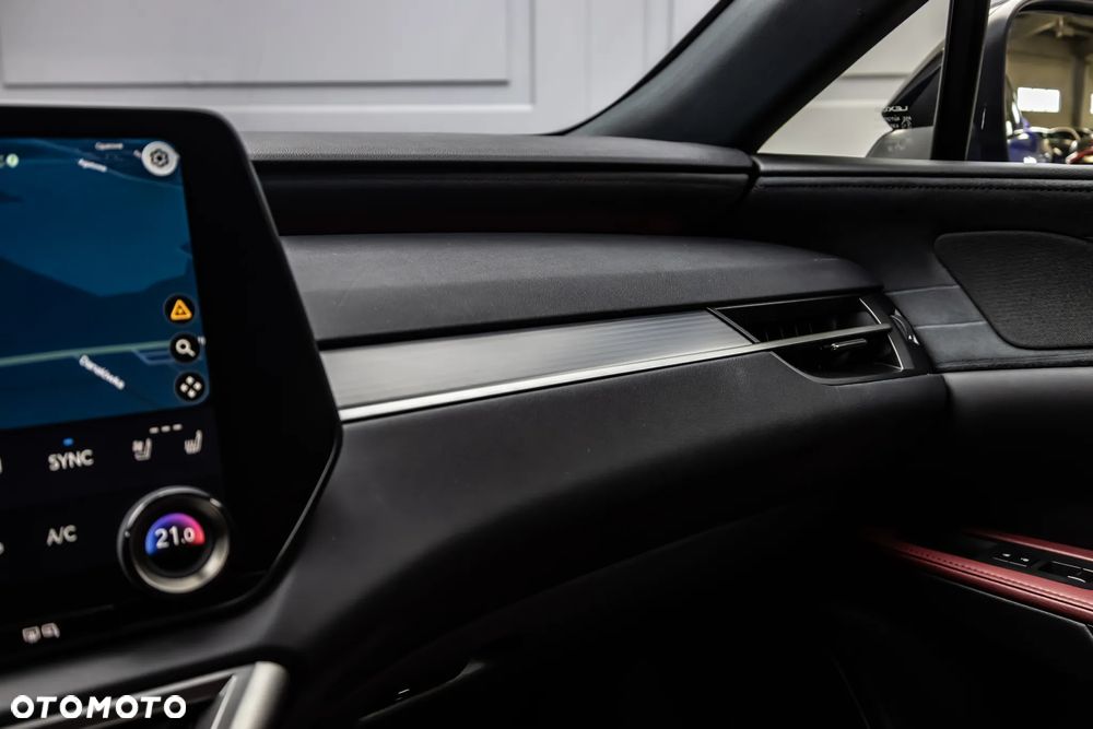 Lexus RX 500h F Sport - 24