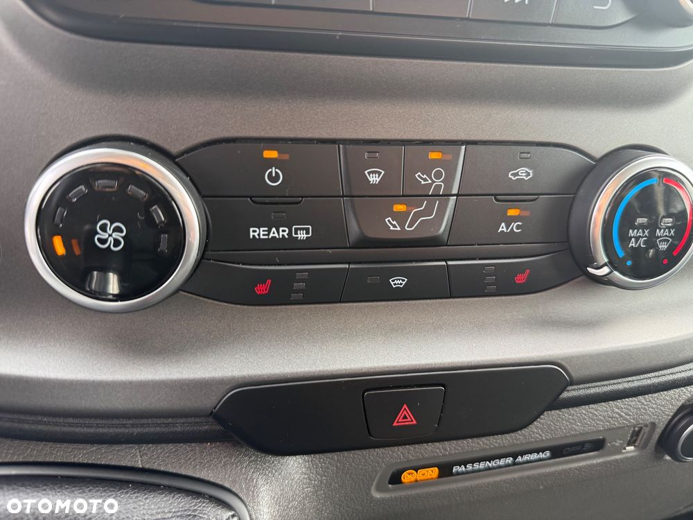 Ford Transit Custom 310 L2H1 Limited - 18