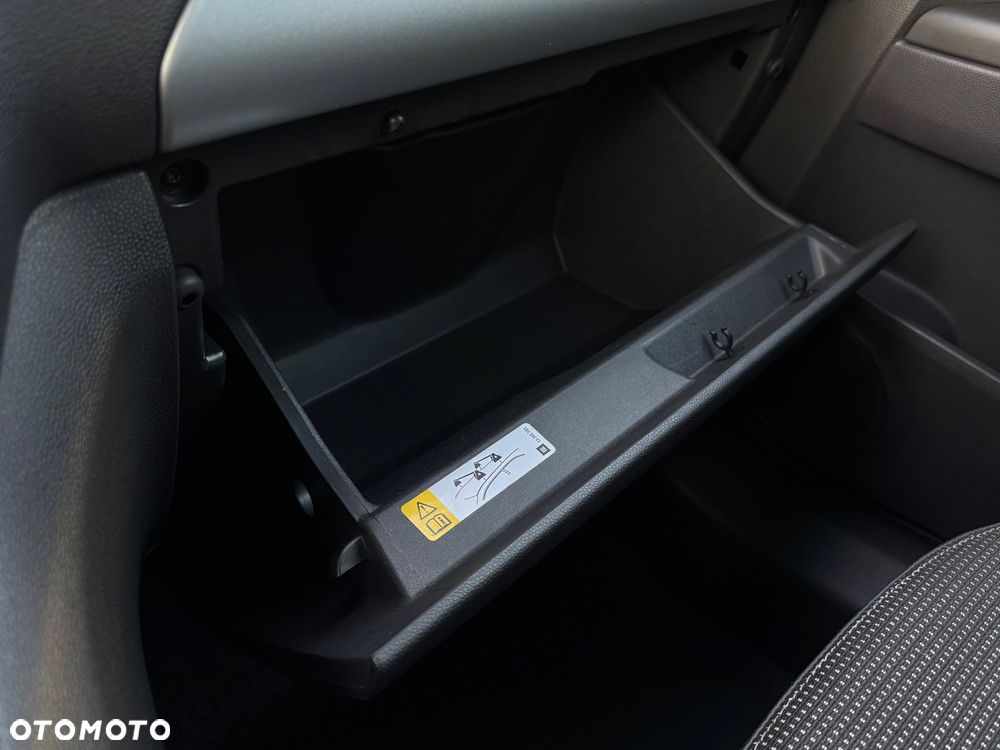 Opel Zafira 1.8 Enjoy - 26