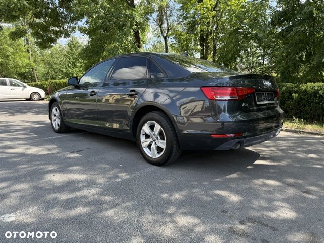 Audi A4 Limousine 2.0 TDI 112g DPF Attraction - 4