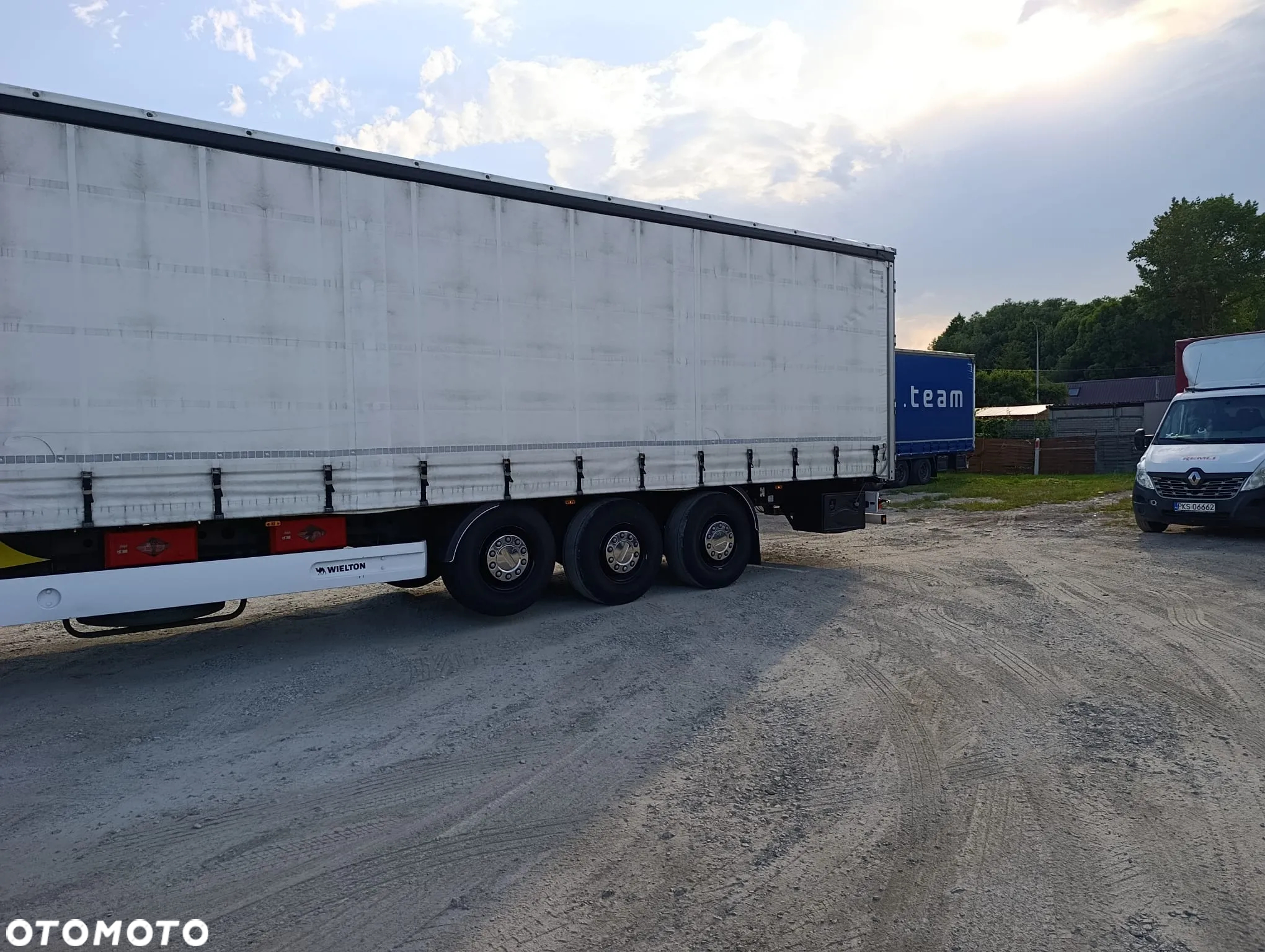 Wielton Naczepa kurtynowa NS3K - 6