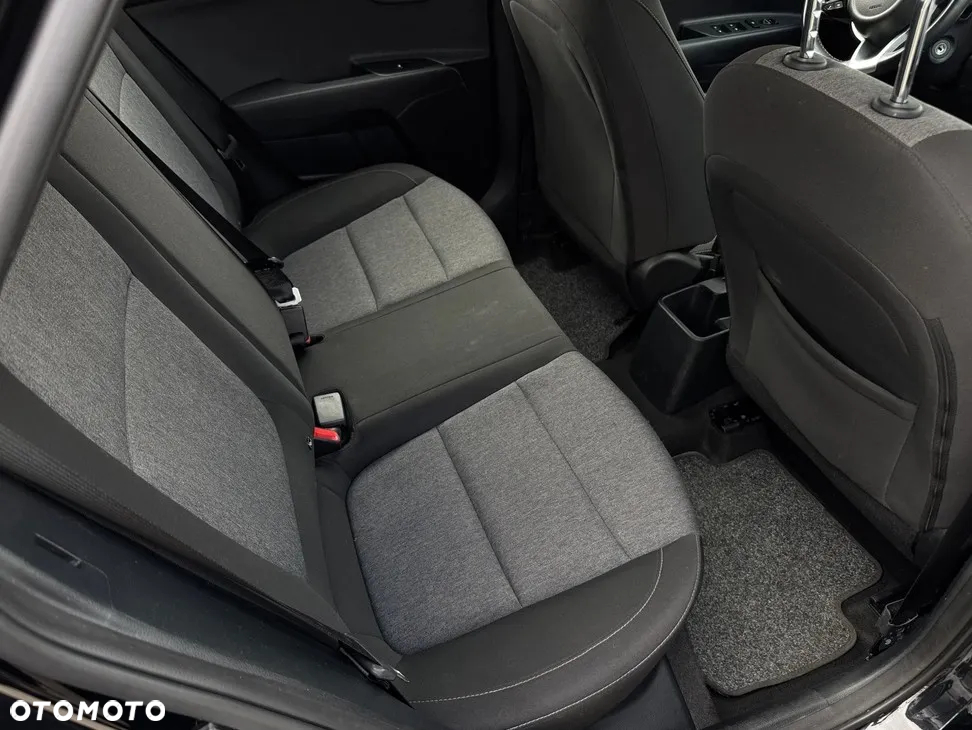 Kia Stonic 1.2 M - 10