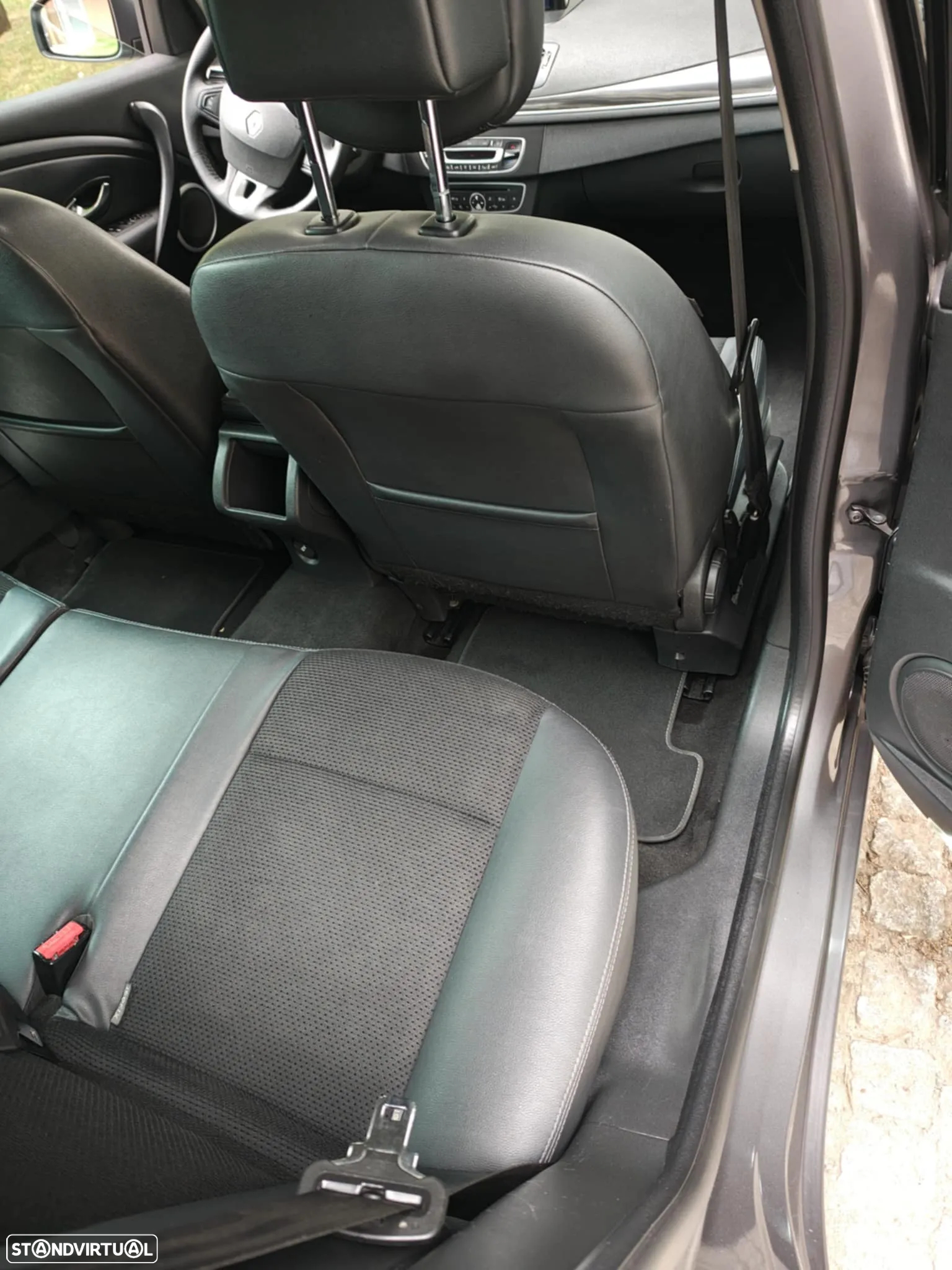 Renault Mégane Sport Tourer 1.5 dCi Dynamique - 9