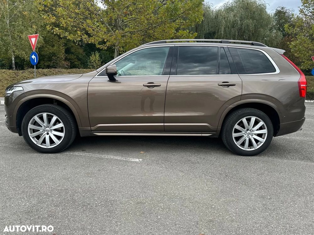 Volvo XC 90 D5 AWD Momentum - 1