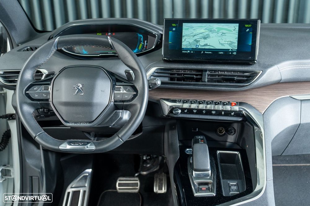 Peugeot 3008 1.6 Hybrid GT Pack e-EAT8 - 12