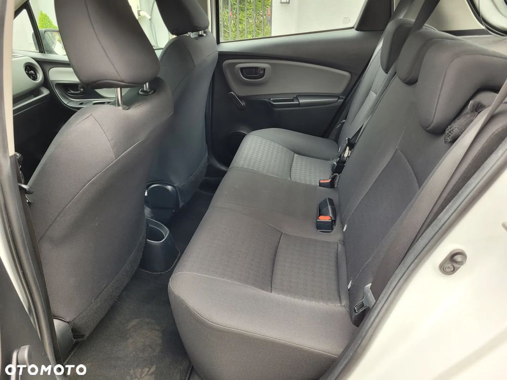 Toyota Yaris 1.4 D-4D Active - 8