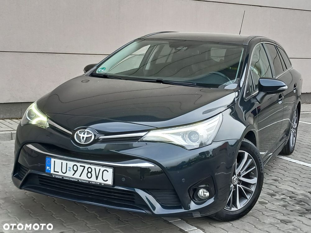 Toyota Avensis Touring Sports 1.8 Edition S+ - 2