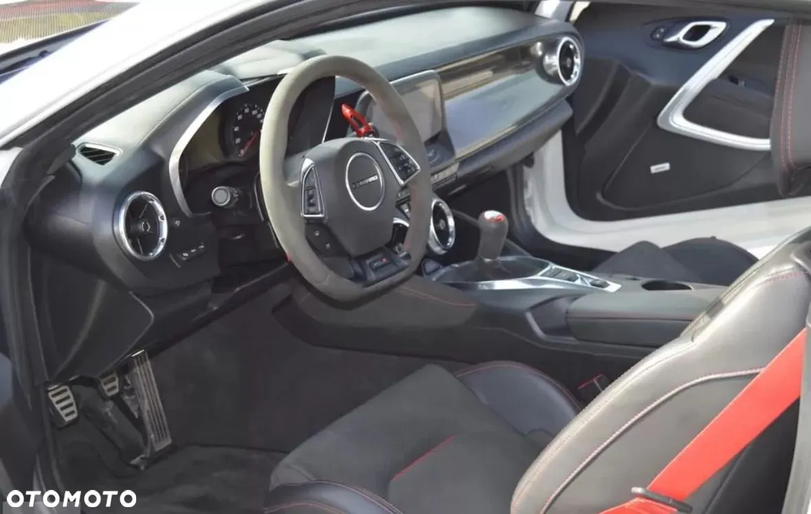 Chevrolet Camaro - 20