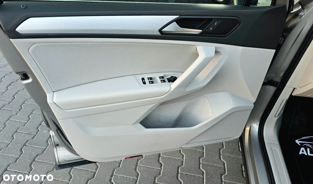 Volkswagen Tiguan 1.5 TSI OPF DSG URBAN SPORT - 37
