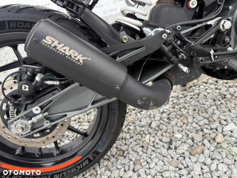 KTM Duke 125 - 8