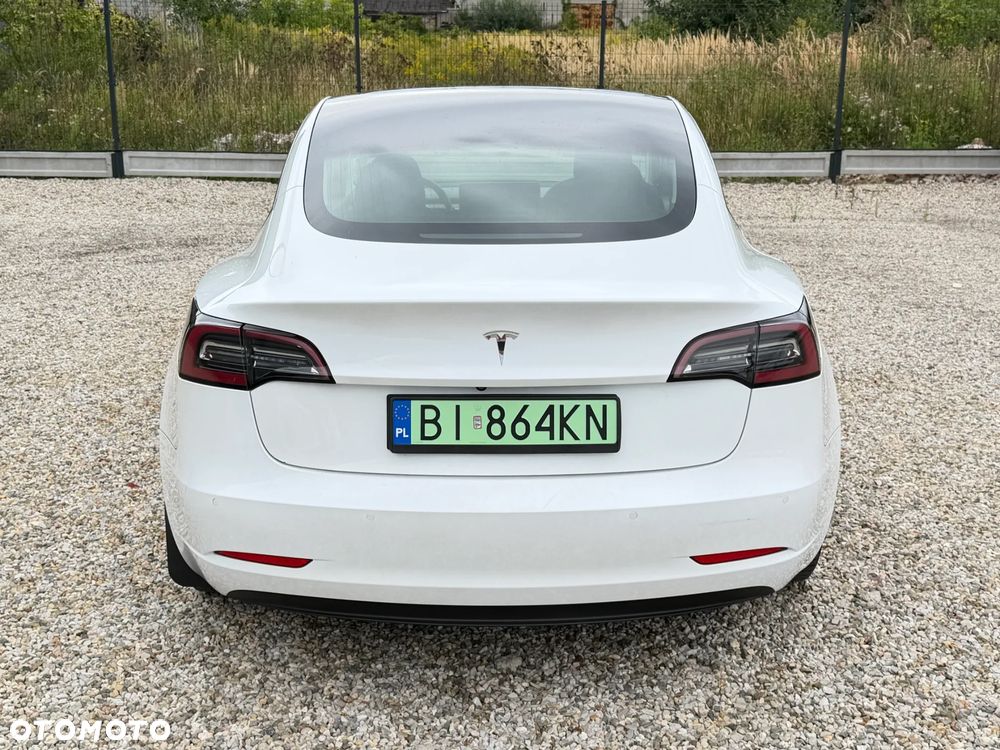 Tesla Model 3 - 14