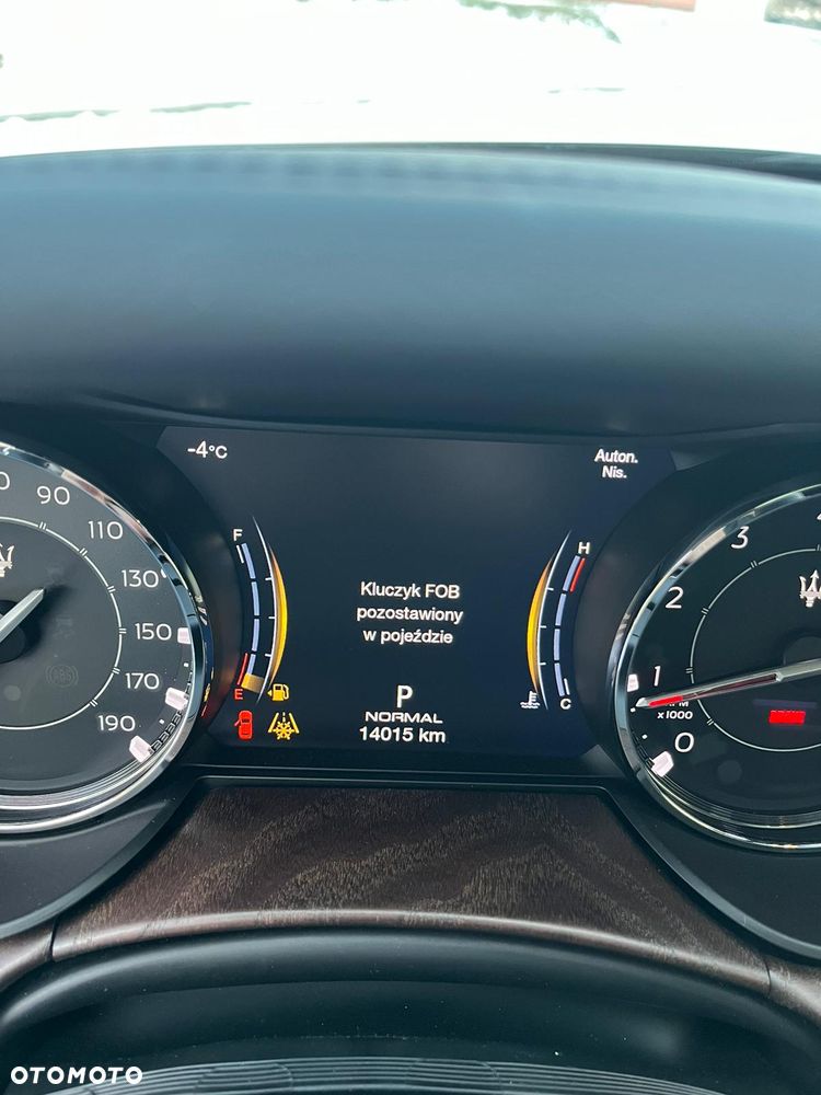 Maserati Quattroporte - 36