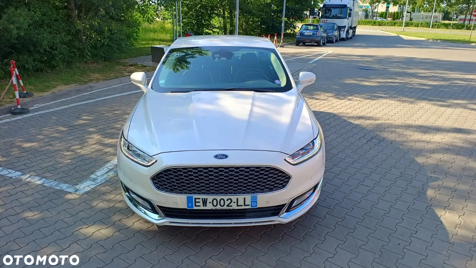 Ford Mondeo Vignale 2.0 Hybrid - 12