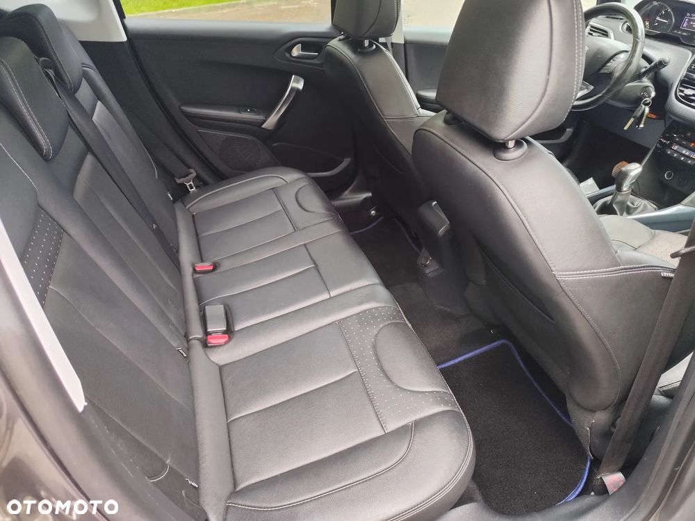 Peugeot 2008 120 VTI Business-Line - 26
