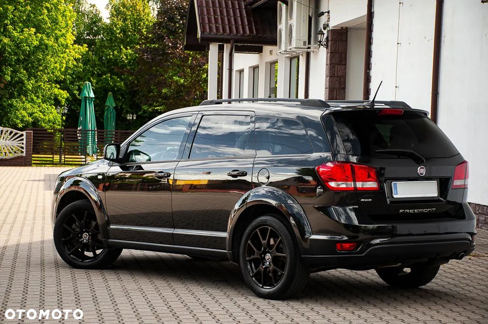Fiat Freemont 2.0 Multijet 16V DPF Automatik Allrad Lounge - 3
