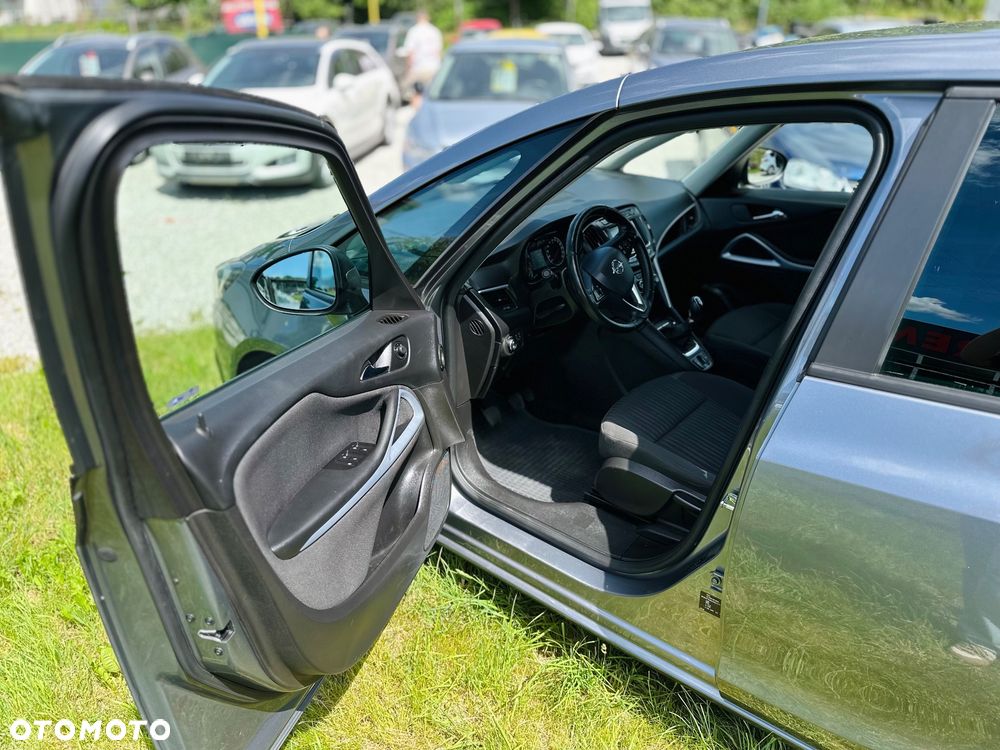 Opel Zafira 1.4 Turbo Innovation - 25