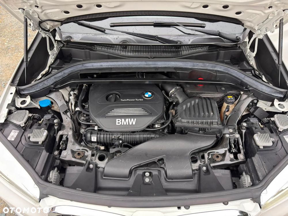 BMW X1 xDrive25i GPF Advantage - 35