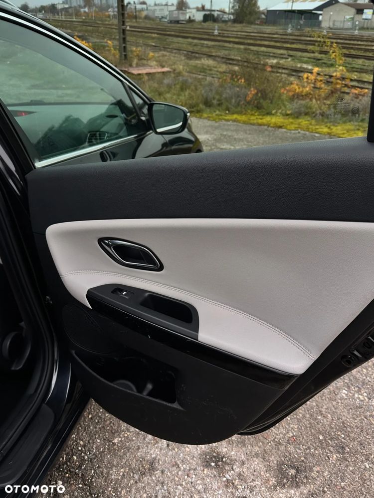 Kia Ceed - 16