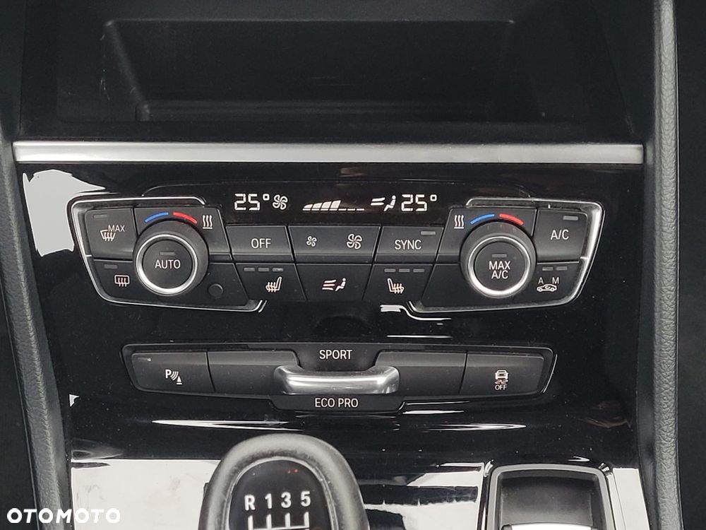 BMW Seria 2 220d Active Tourer Advantage - 23