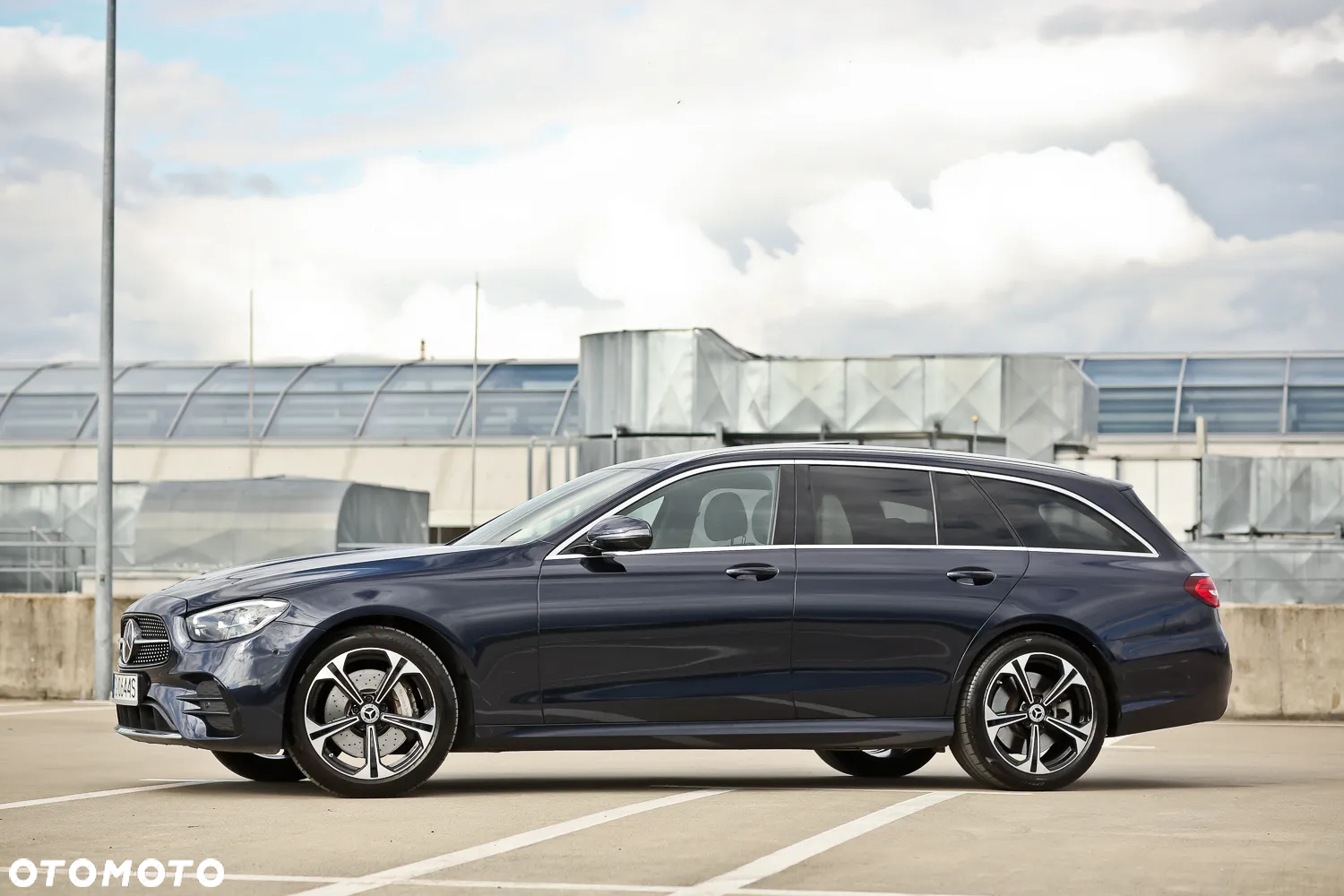 Mercedes-Benz Klasa E 300 de T 9G-TRONIC AMG Line - 9