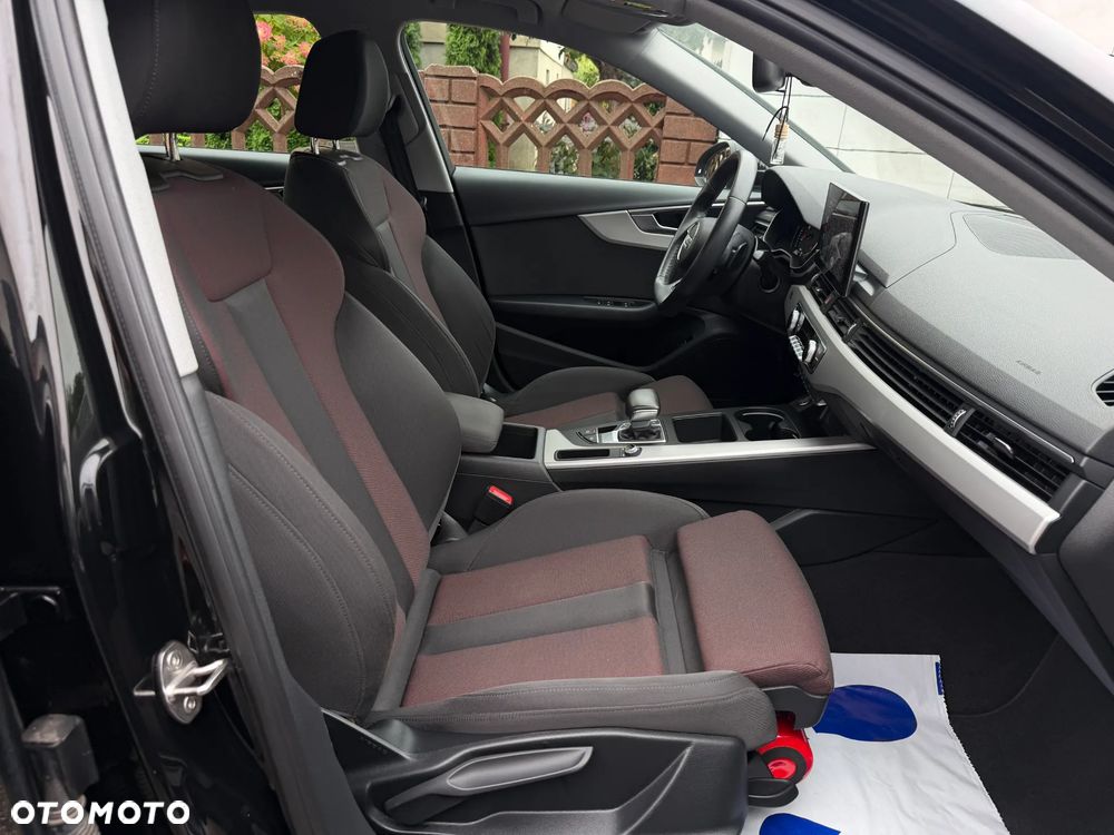 Audi A4 Limousine 35 TDI mHEV Advanced S tronic - 12