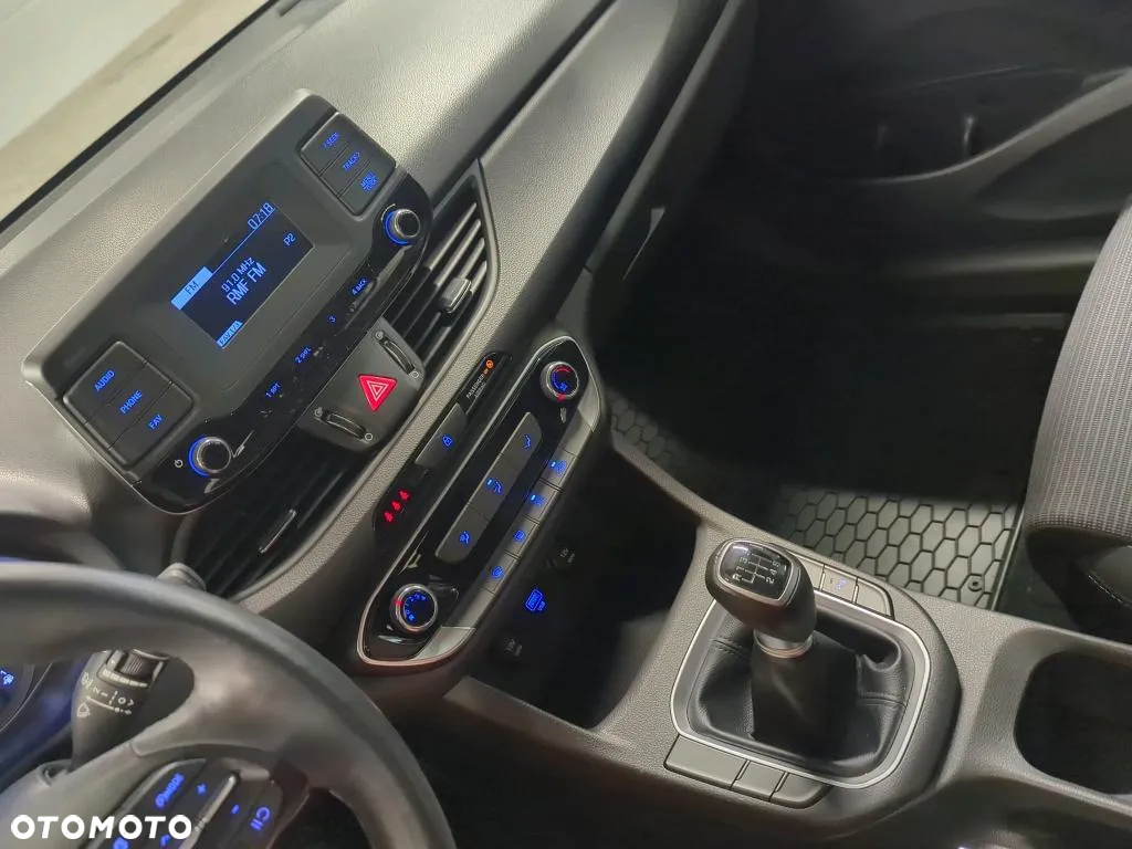 Hyundai i30 1.5 DPI Classic + - 11
