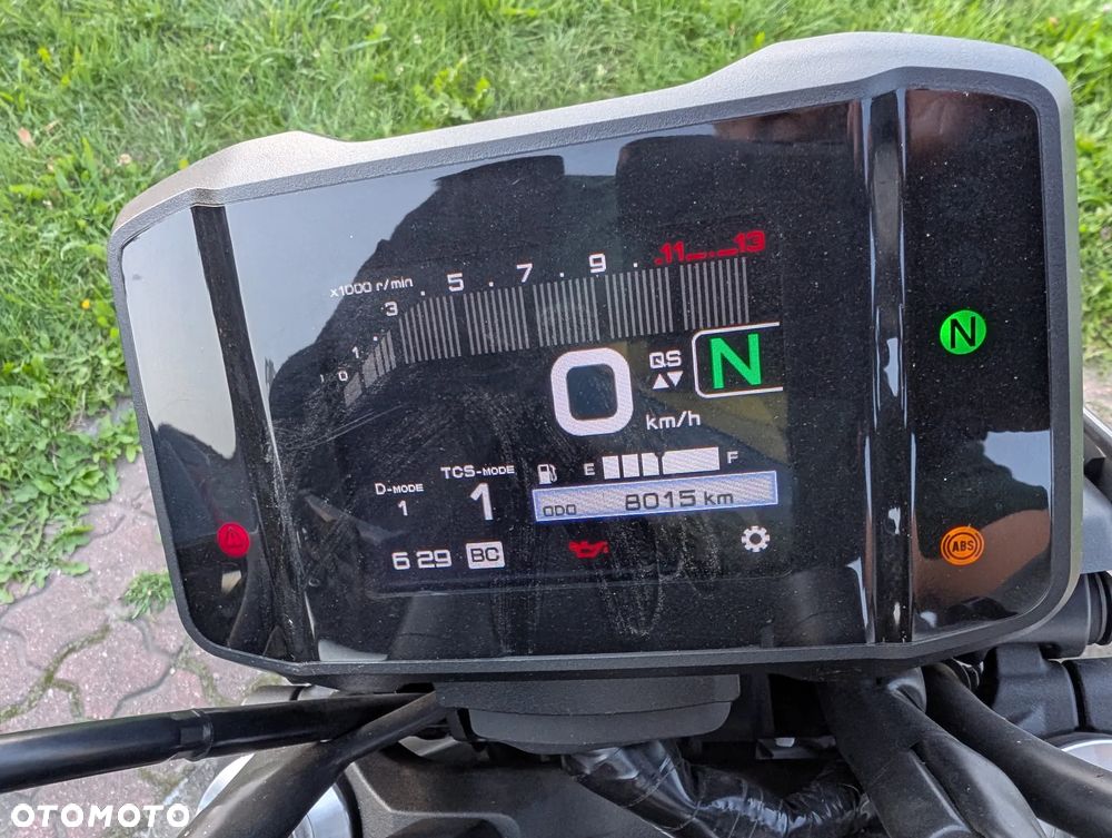 Yamaha MT - 4