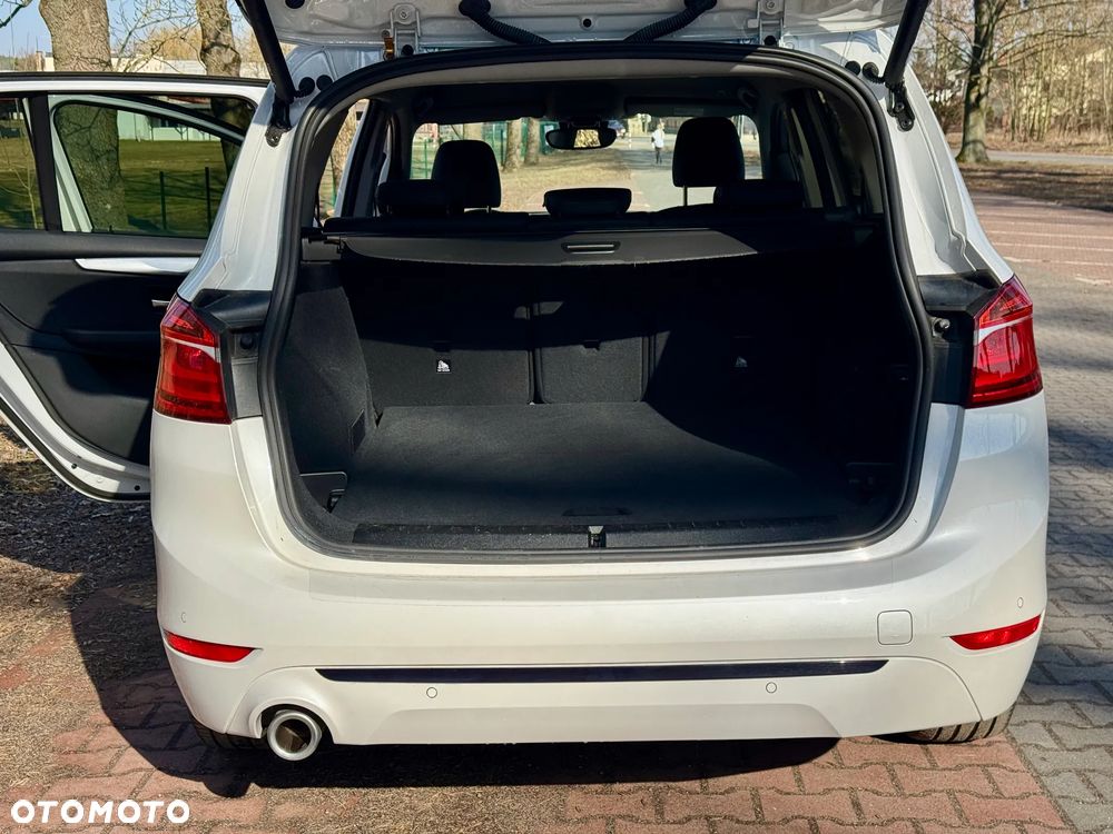 BMW Seria 2 218i GT - 10