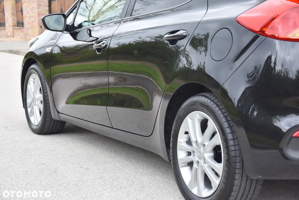 Kia Ceed 1.4 CVVT - 21
