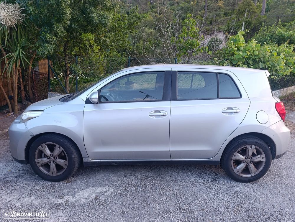 Toyota Urban Cruiser 1.33 VVT-i High Pack - 1