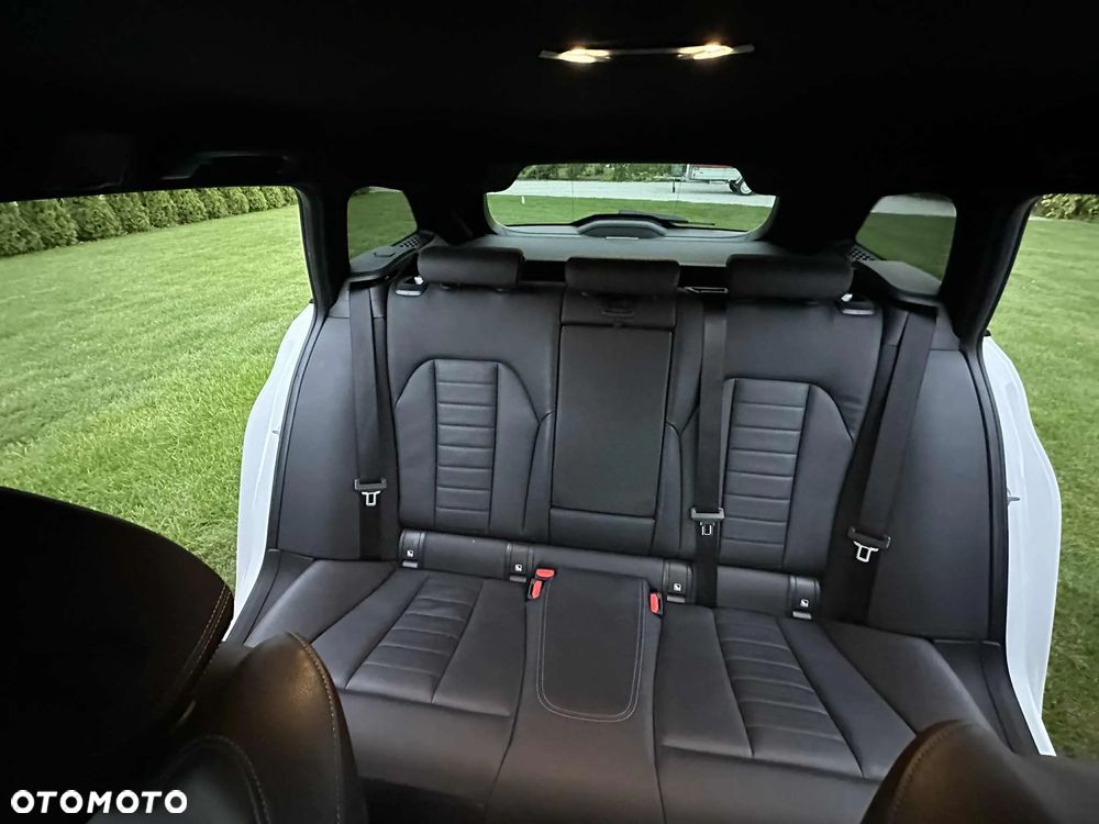 BMW Seria 3 330i Touring Sport Line - 18