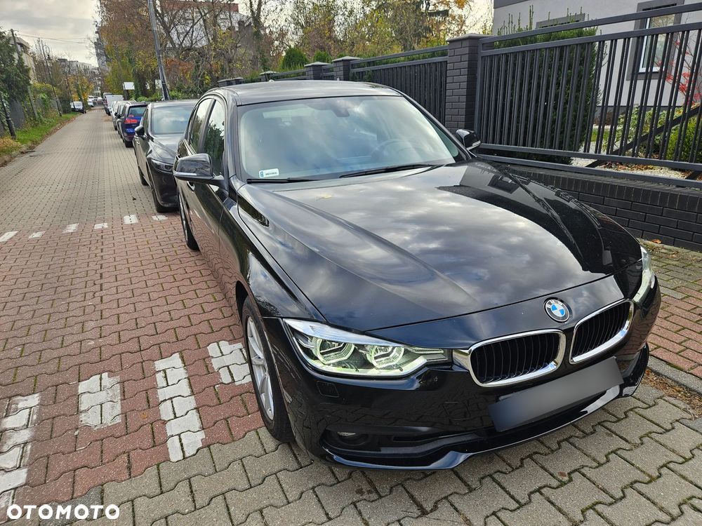 BMW Seria 3 318d - 1