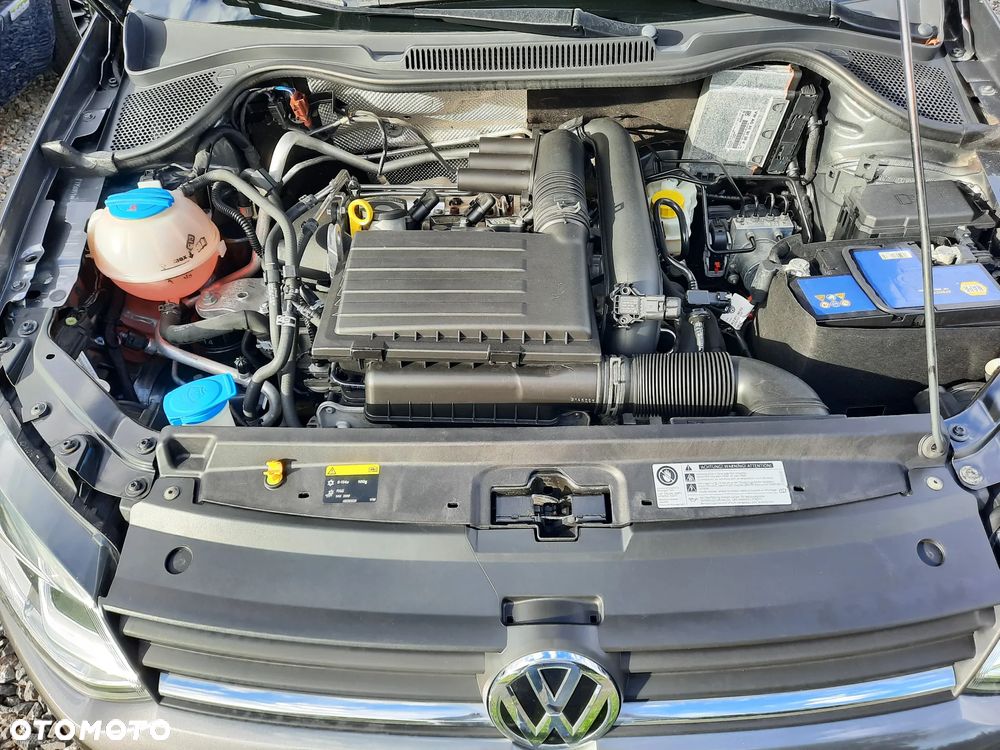 Volkswagen Polo 1.2 TSI Blue Motion Technology Comfortline - 27