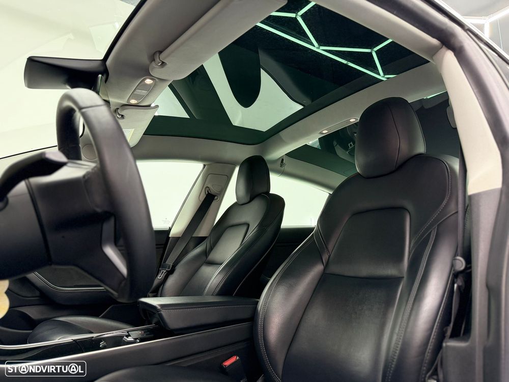 Tesla Model 3 Standard RWD Plus - 17