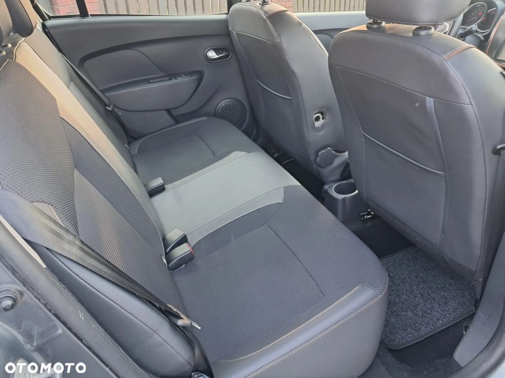 Dacia Sandero Stepway dCi 90 (S&S) Celebration - 11