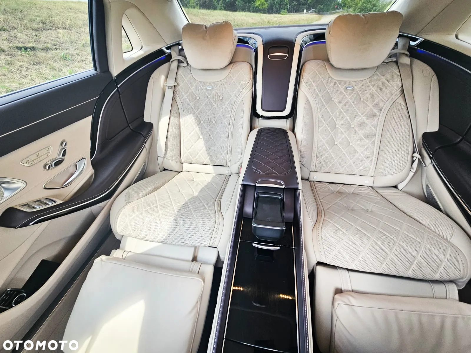 Mercedes-Benz Maybach Klasa S 560 4-Matic - 8