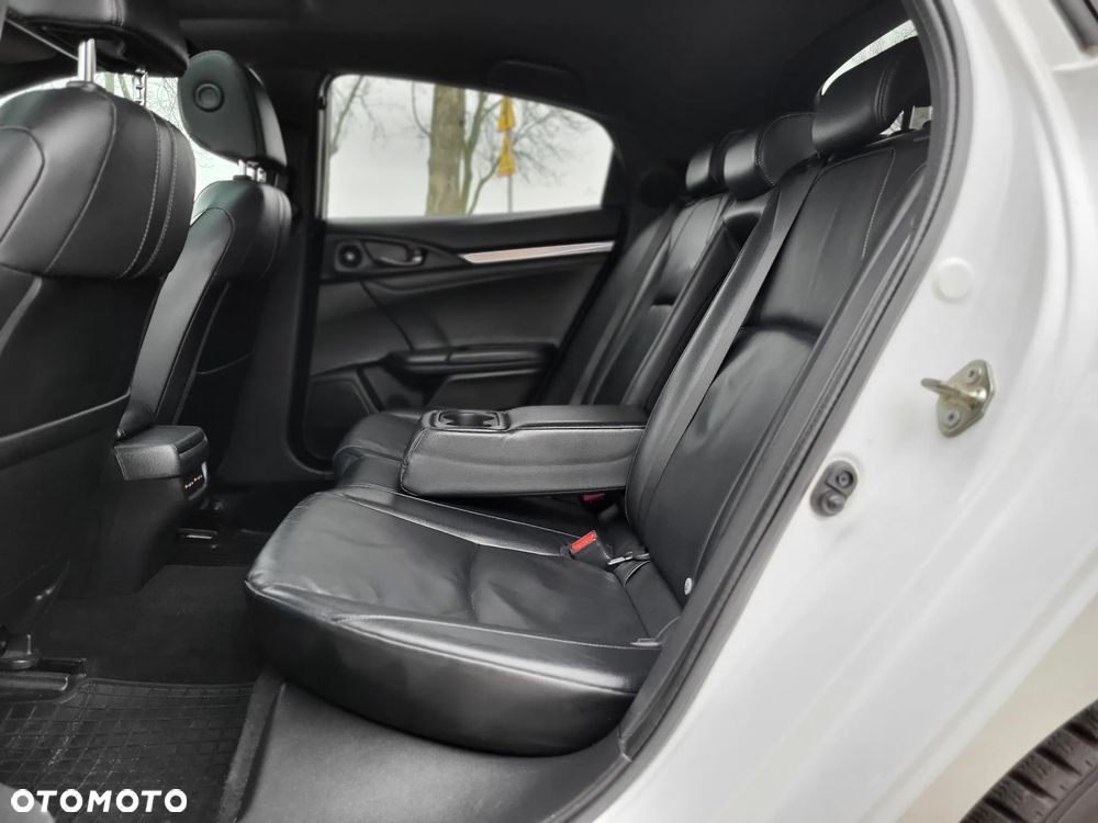 Honda Civic 1.0 i-VTEC Turbo CVT Executive - 12