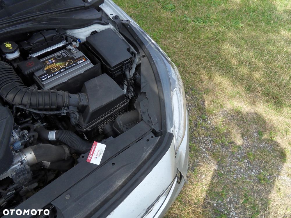 Kia Ceed 1.6 CRDi GT Line - 11
