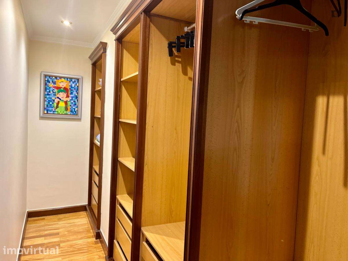 Quarto - localizado em Benfica Lisbon - Grande imagem: 4/13